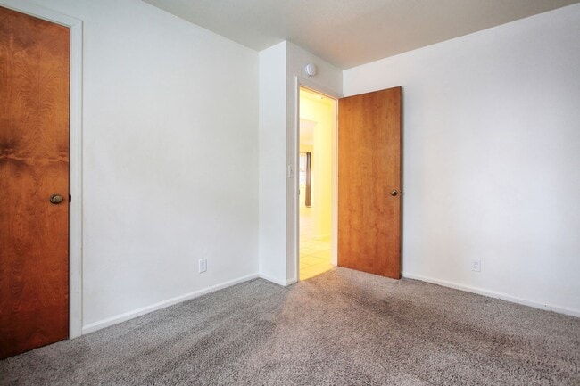 Building Photo - Two Bedroom - Ground Floor - Attached Garage