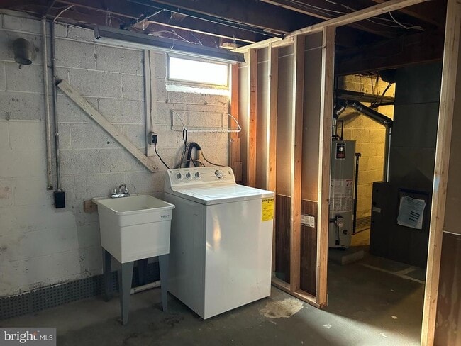 Building Photo - 114 Phillips Ave