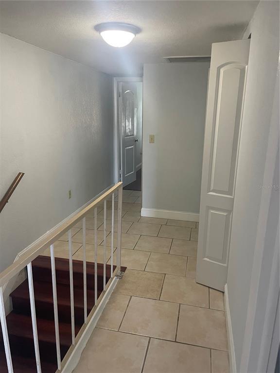 Building Photo - 6026 Amberly Ct