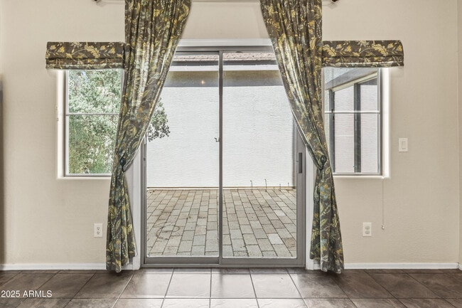 Building Photo - 22025 N 103rd Ln