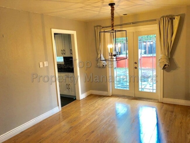 Building Photo - Spectacular 3 Bed, 1 Bath, 1,087 sqft House in Pleasant Hill available now for lease!