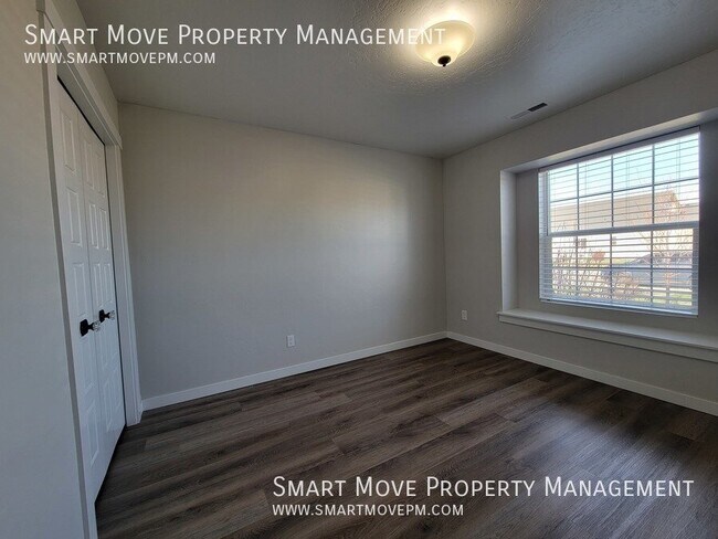 Building Photo - 5081 W Philomena St