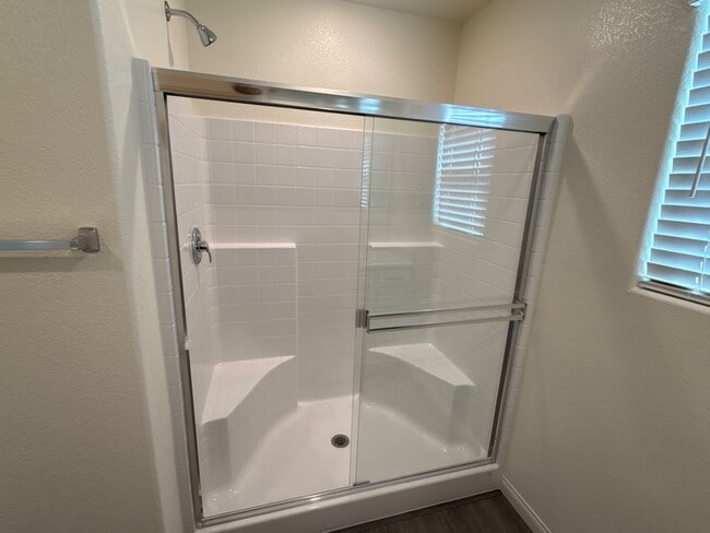 Building Photo - 10415 Ricordi St