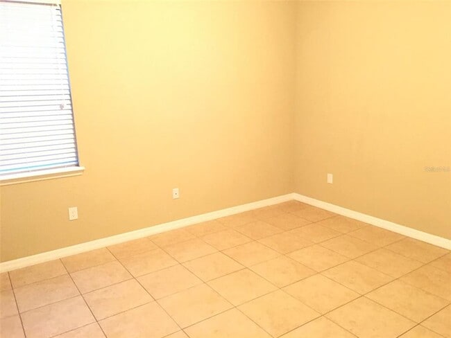 Building Photo - 13353 Overstreet Rd