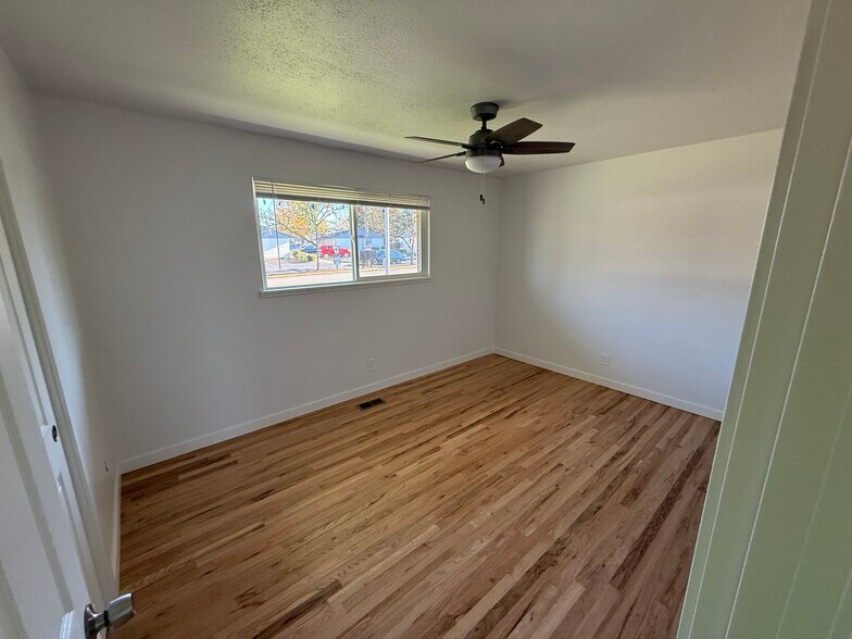 Building Photo - 406 N Morrison Rd