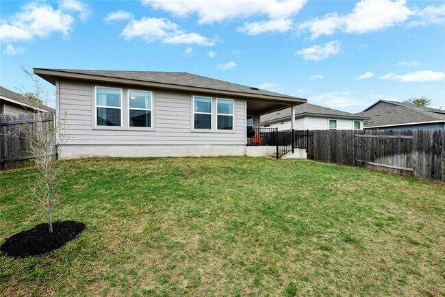 Building Photo - 806 Vineyard Falls Rd