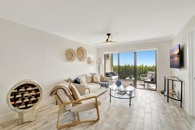 Building Photo - 7420 S Ocean Dr