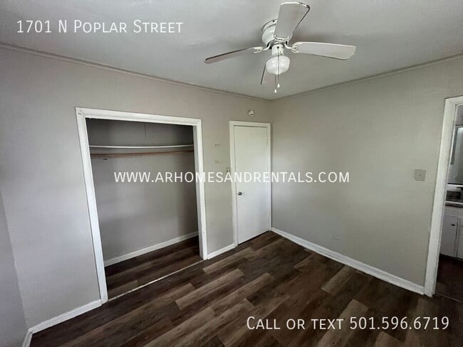 Building Photo - 1701 N Poplar St