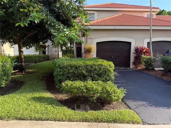 Primary Photo - 1601 Sorrento Dr