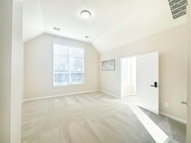 Building Photo - 22214 Meandering Springs Dr