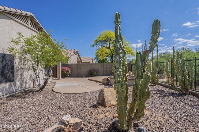 Building Photo - 40035 N Patriot Way