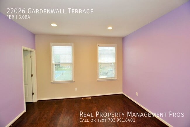 Building Photo - 22026 Gardenwall Terrace