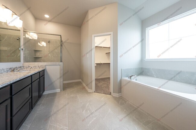 Building Photo - 3 Bed|2 Bath- plus Study in Belton ISD - $...