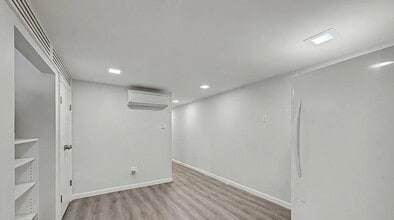 Building Photo - 2031 New York Ave