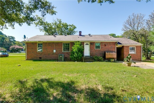 Building Photo - 1312 Southbury Ave