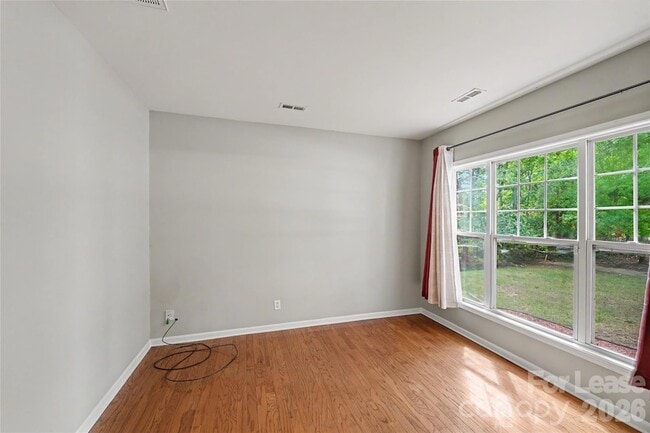 Building Photo - 3111 Gloxinia Rd