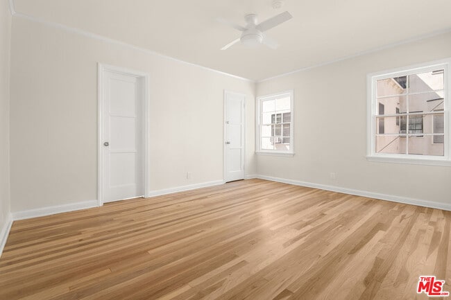 Building Photo - 405 Shirley Pl