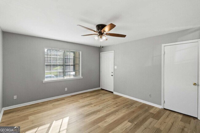 Building Photo - 99 Rhett Butler Dr