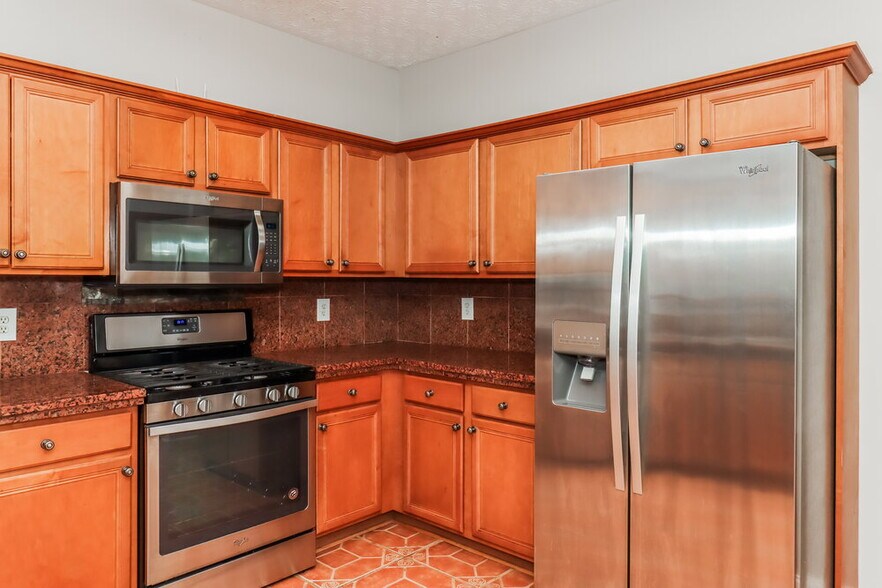 Building Photo - 2159 Caneridge Dr