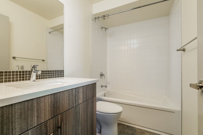 Building Photo - Luxury New Construction with Rooftop Views