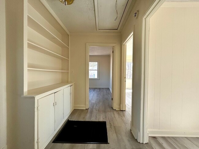 Building Photo - 1219 Bailey St