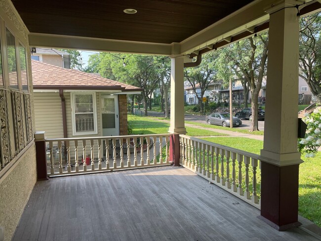 Building Photo - Charming Minneapolis 3-Bedroom Home Availa...