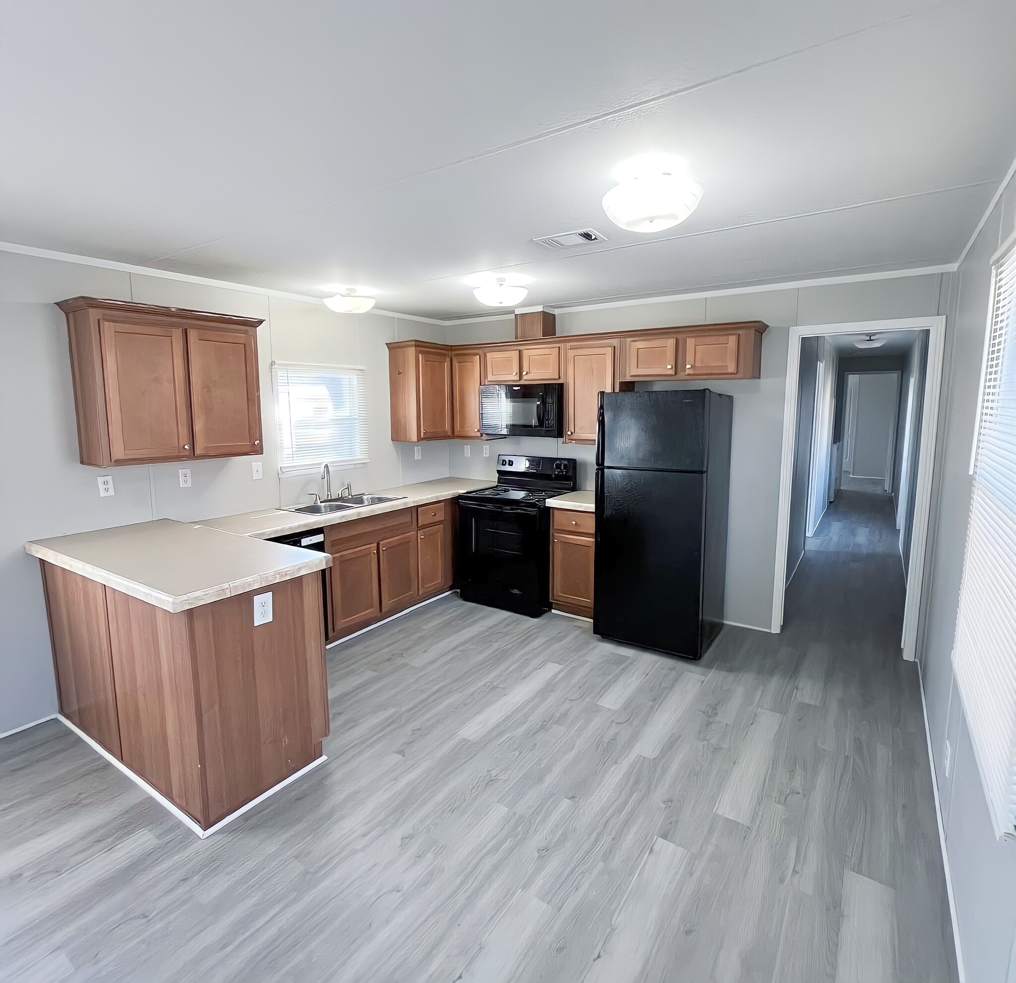 Building Photo - 110 N Michigan St