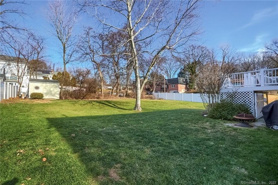 Spansive Backyard - 73 Maxwell Dr