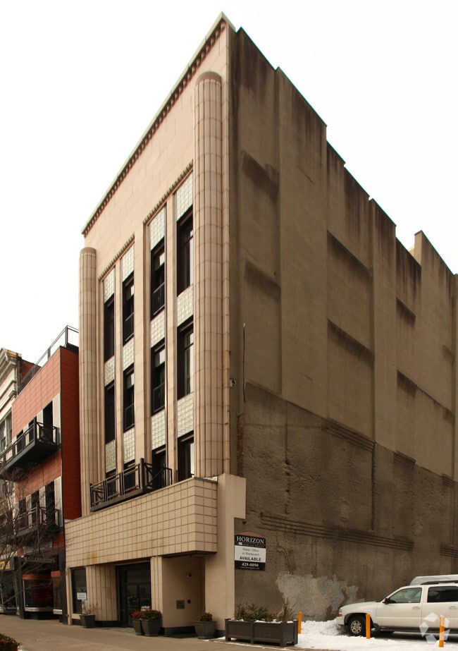 Building Photo - Byck's Lofts