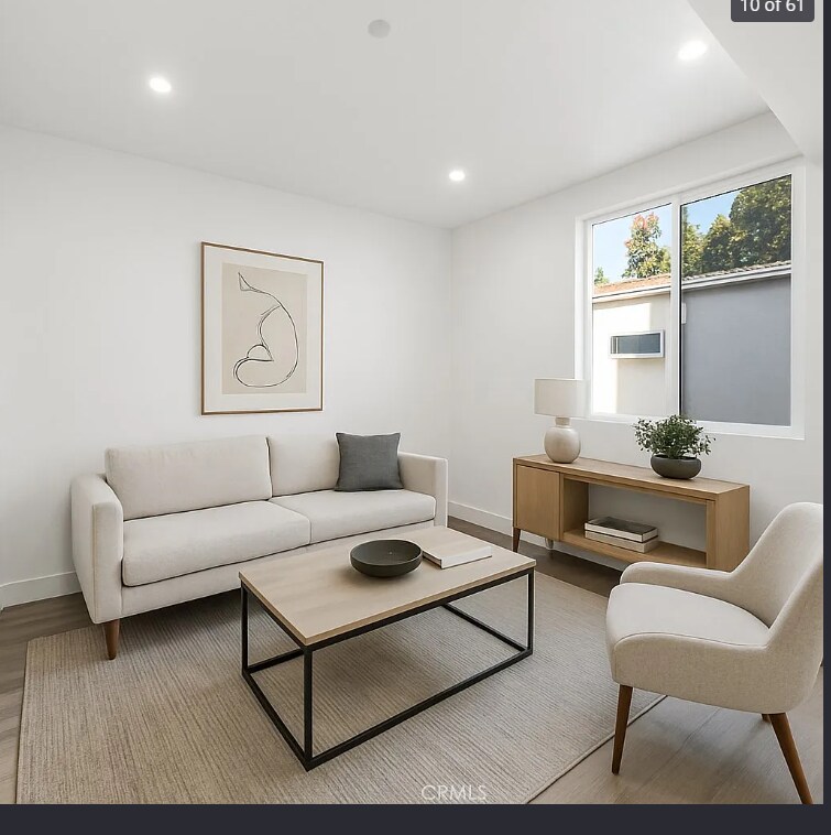 Building Photo - 10857 Morrison St