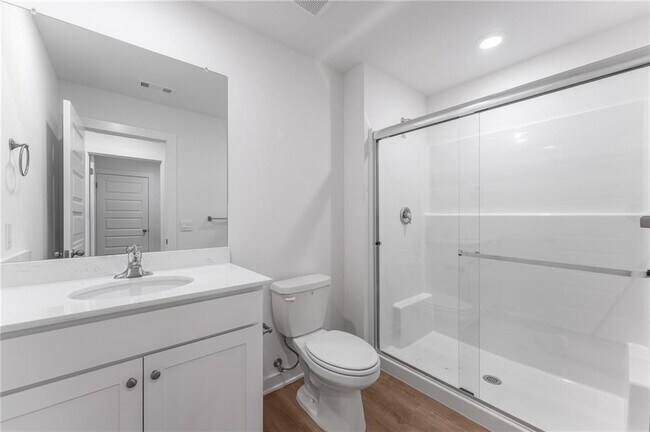 Building Photo - 4651 W Aurora St