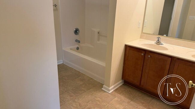 Building Photo - RATE DROP ALERT! (was $2100/month)