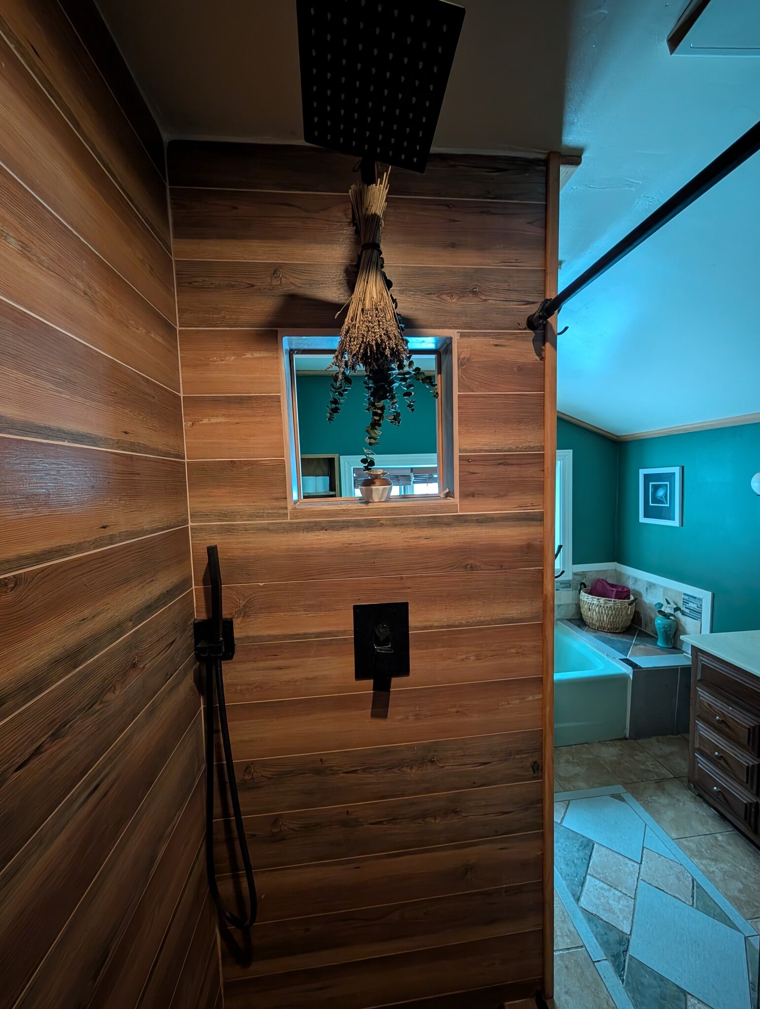 Building Photo - 8970 E Gull Lake Dr