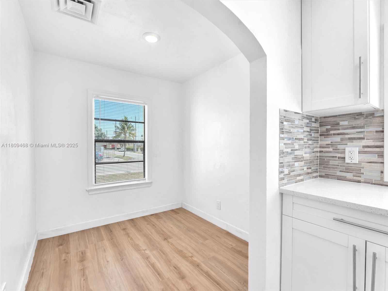 Building Photo - 443 Wilder St