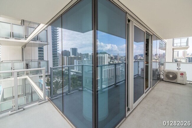 Building Photo - $3555.00| 1BD/1BA/1PKG Condominium in The Park Ke'eaumoku Liona Tower