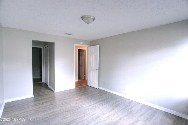 Building Photo - 1713 El Camino Rd