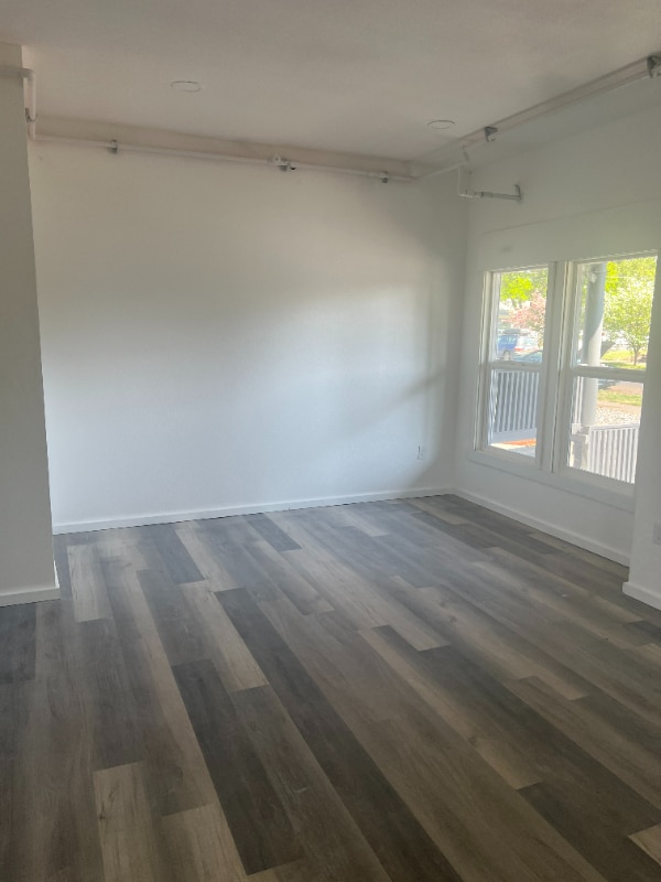 Building Photo - 325 1st Ave