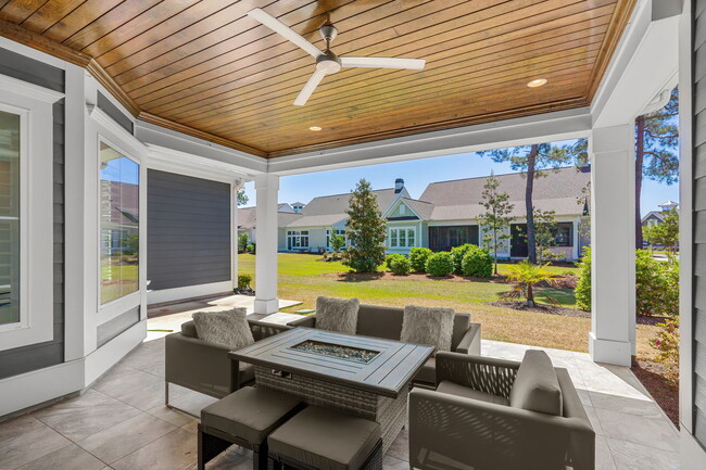 Building Photo - 5960 Bolsena Pl