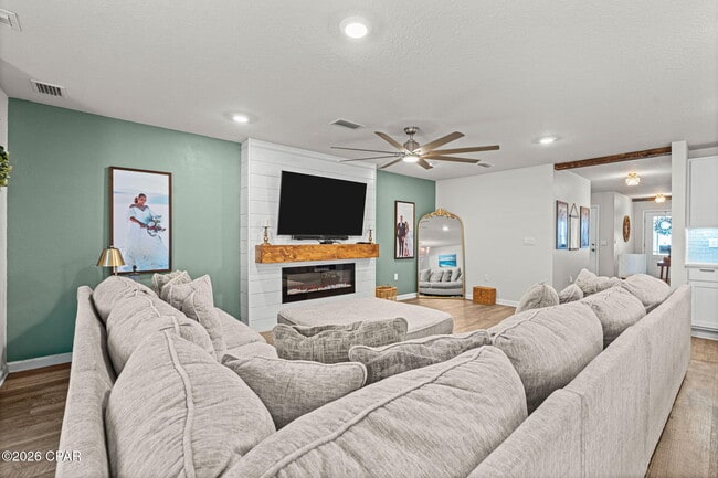 Building Photo - 4801 Conner Ln