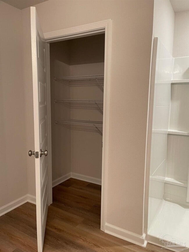 Building Photo - 10942 Blacktail Loop