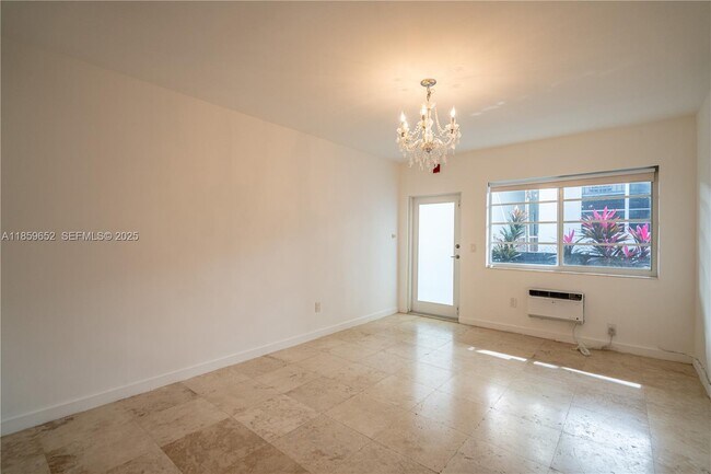 Building Photo - 1120 Euclid Ave