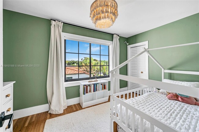 Building Photo - 1951 SW 23rd St