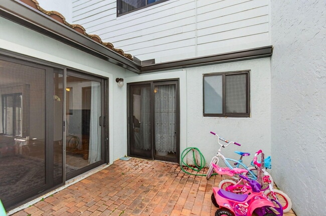 Building Photo - 22380 Pineapple Walk Dr