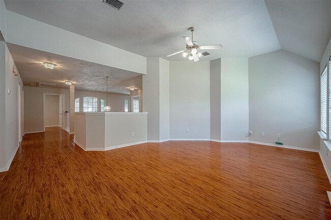 Building Photo - 2907 Little Branch Ct