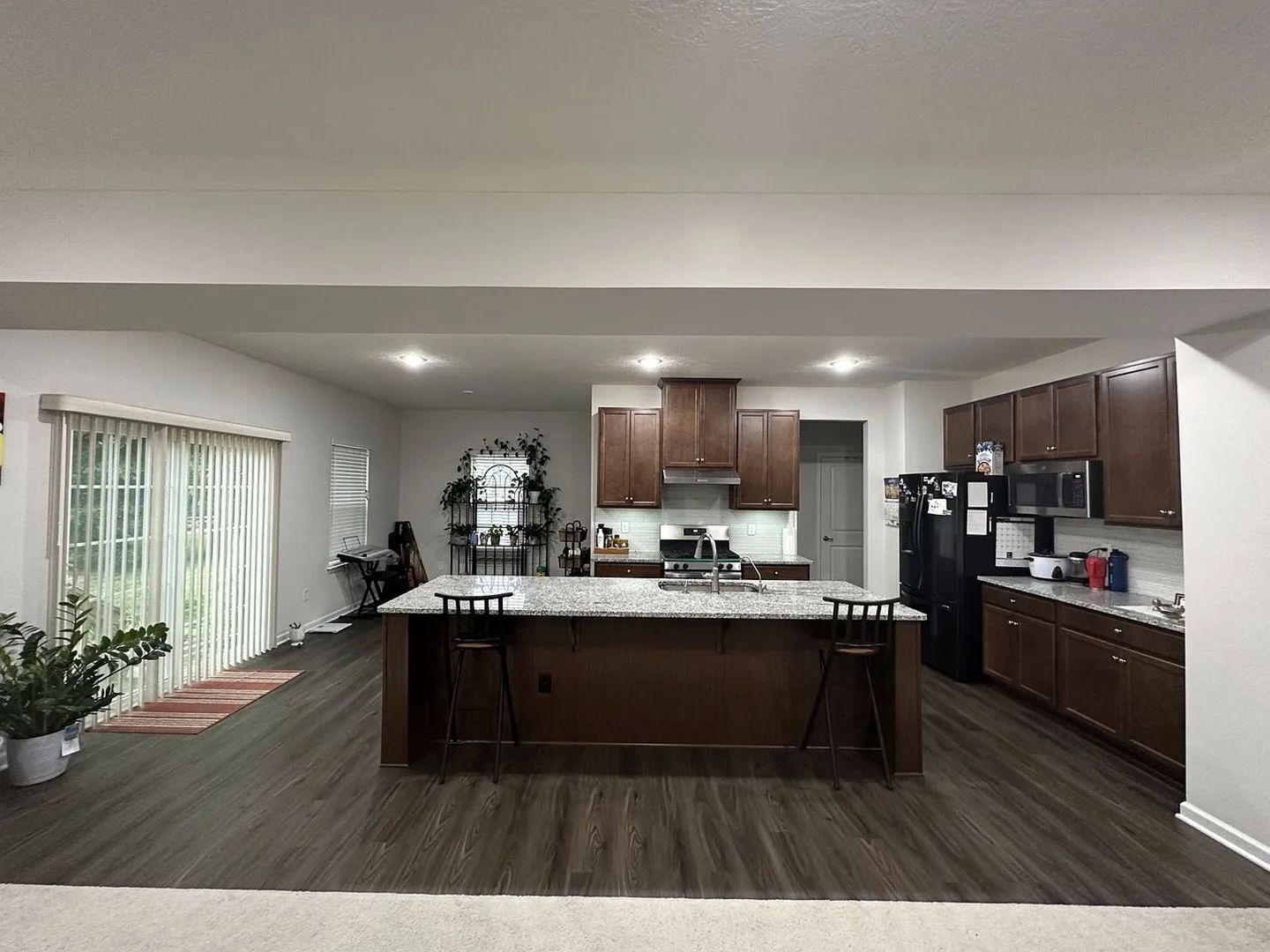 Building Photo - 452 Steeplechase St