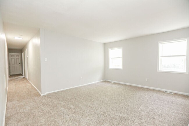 Building Photo - 422-424 W 30th Street