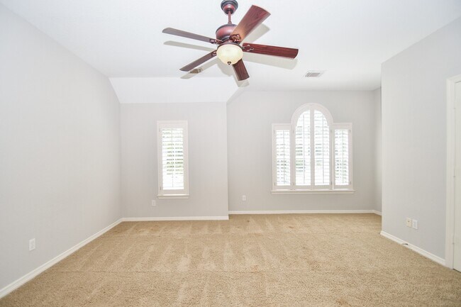 Building Photo - 22402 Caroline Chase Ct