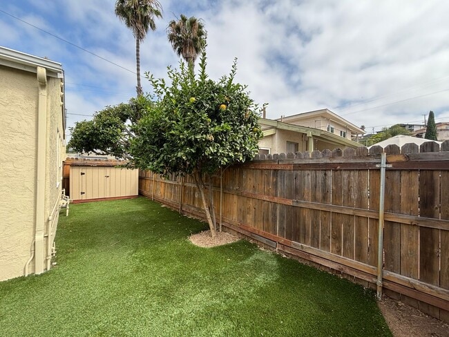 Building Photo - Charming 2BD/1BA Home in Morena with Large Yard, In-Unit Laundry & Detached Garage