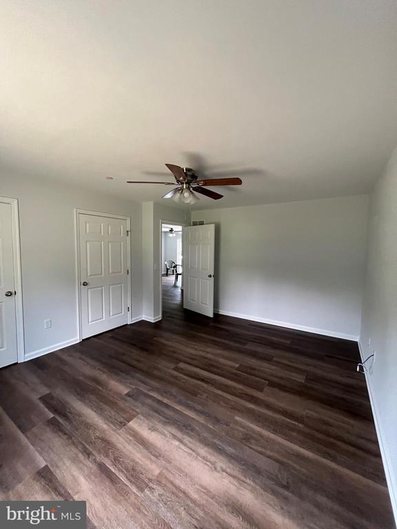 Building Photo - 2114 Moorland Dr