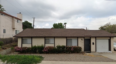 Building Photo - 3 Bedroom 2 Bath with Garage!